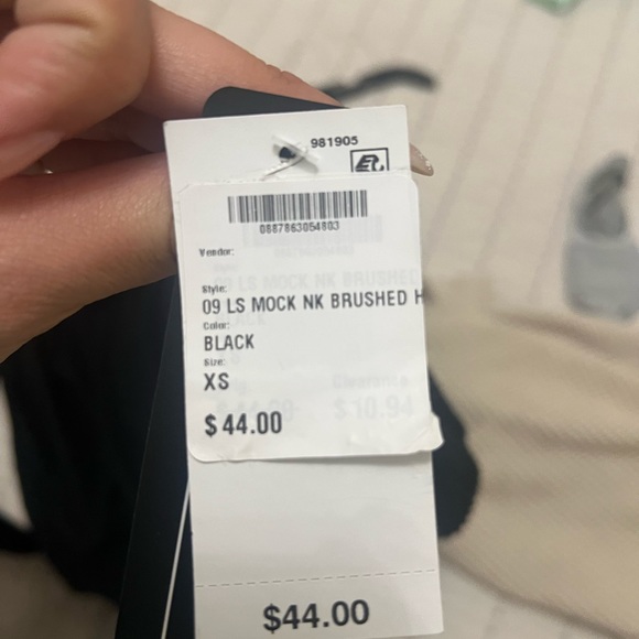 NWT A. BYER LS MOCK NK BRUSHED H
Color black size XS - Picture 7 of 7